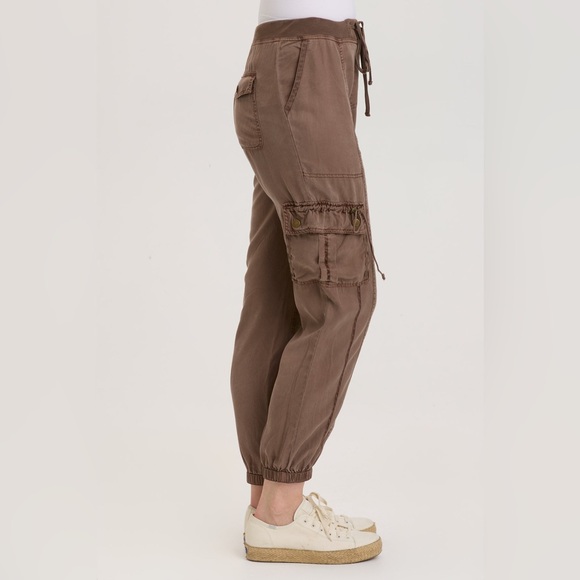 XCVI Poe Banded Cargo Pants, Craft Pigment - Picture 5 of 6